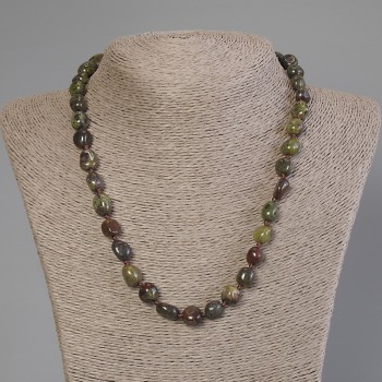 عقد اليشب دم التنين مصقول، قطر 11x8-9mm+-، طول 50cm +- مع مشبك
